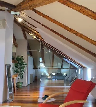Apartment Greatstay - With Free Parking In Center