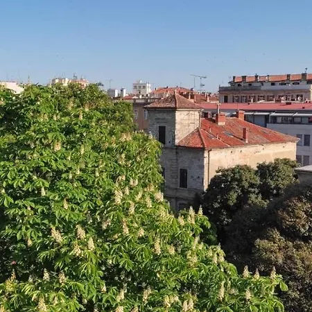 Greatstay - With Free Parking In Center Apartment Pula